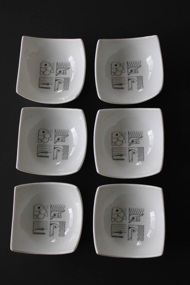 Partyschaaltjes (12x12 cm). 