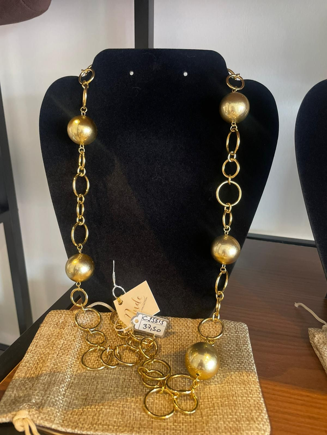 Collier sautoir 70 + 5 cm en acier " boules " Collection NUDE