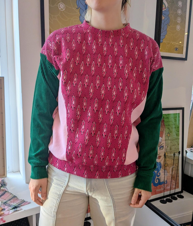 SWEAT Tissus Texturés Rose et Vert Taille M/L