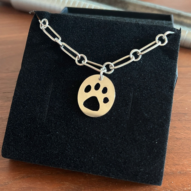 Bracelet argent, motif patte d'animal