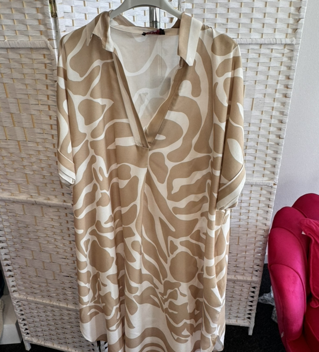 K26 Kleid „Muster“