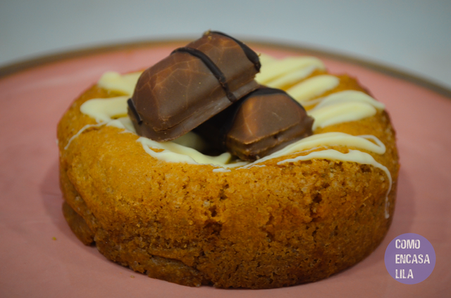 Crumbl Cookie Kinder Bueno