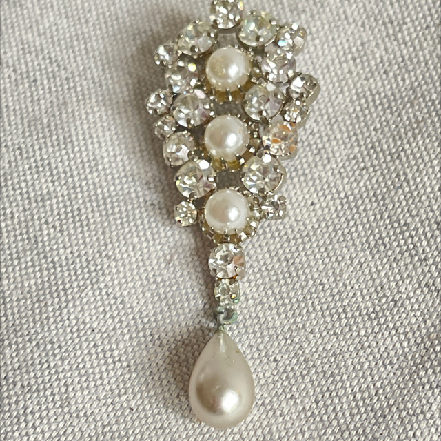 Glamour Strassperlen Brosche 