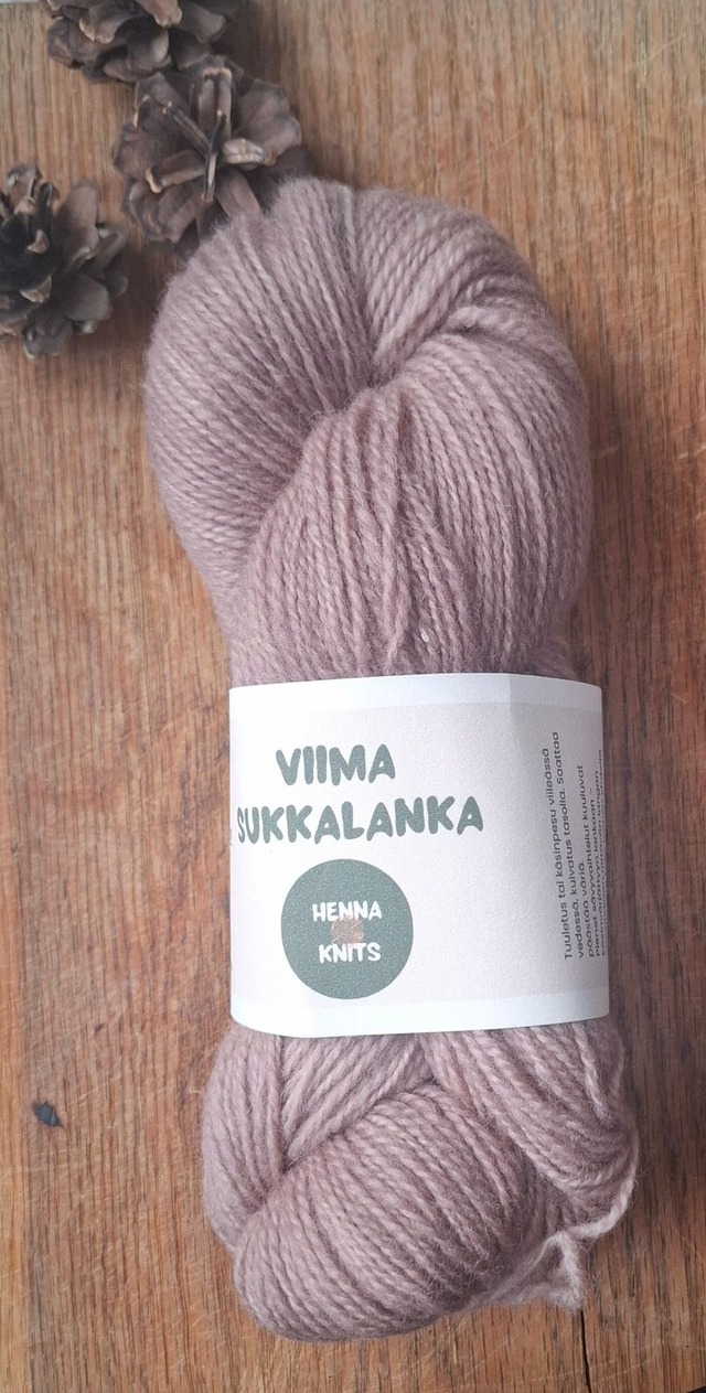 Viima – suomenlampaan villasukkalanka | Roosa