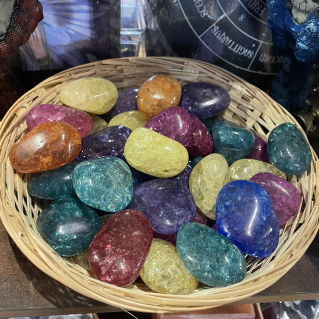 Crackled Quartz Pebbles