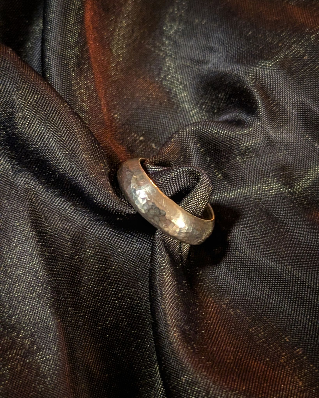 Hammered silver-copper alloy rings