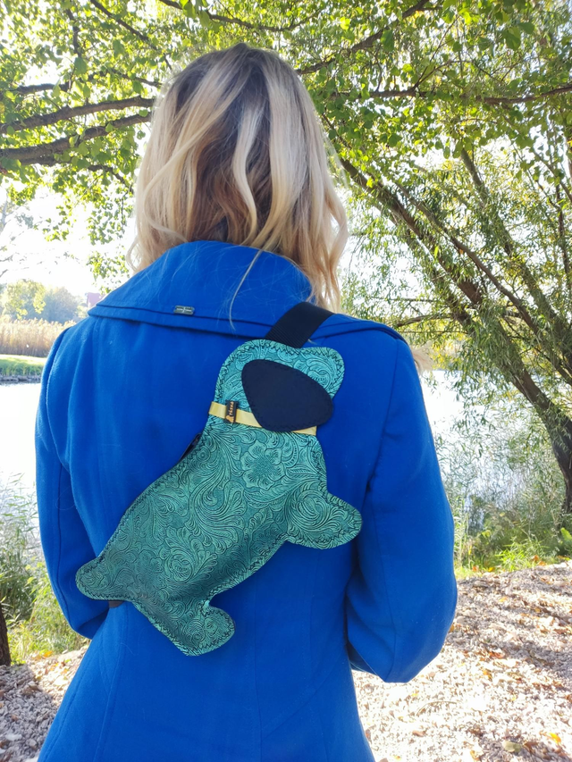 Műbőr, dombormintás Hasi-tacsi 