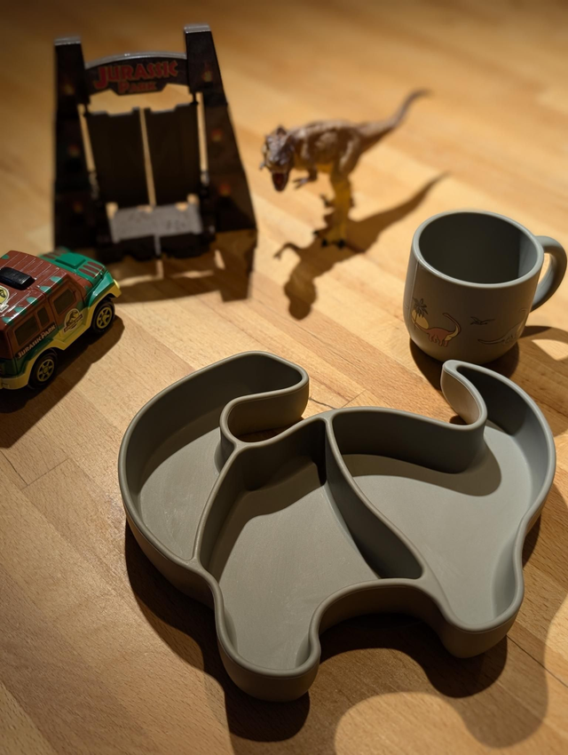 Bol + tasse en silicone Konges Slojd - Prix neuf : 33.95 euros