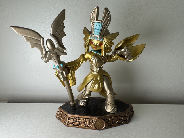 Golden Queen - Earth - Master - Skylanders - Imaginators
