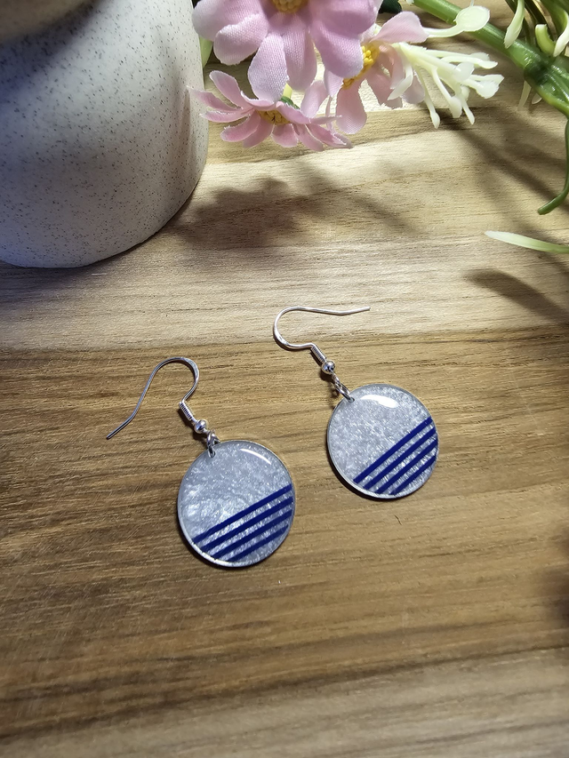 Boucles d'oreilles 20mm Argent -"Un Cœur à la Mer" — L'élégance au rythme des vagues-rayer bleu