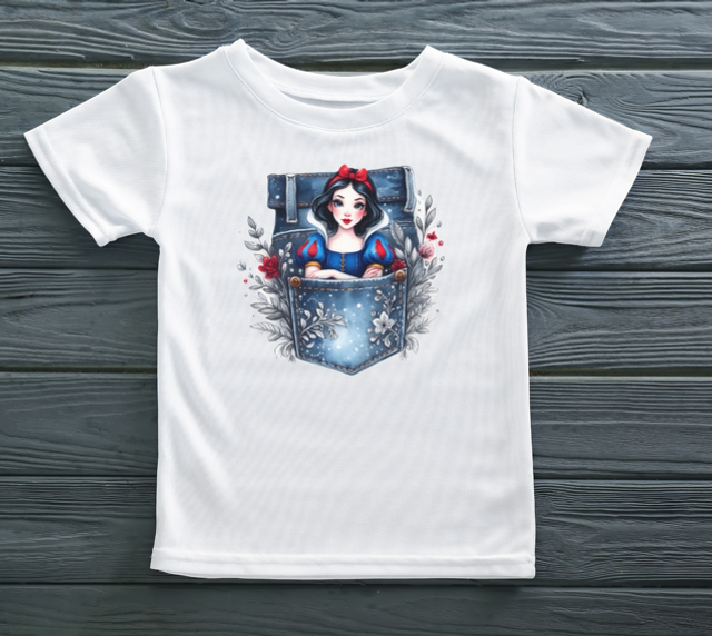 Children’s T-shirt made by fruit of loom