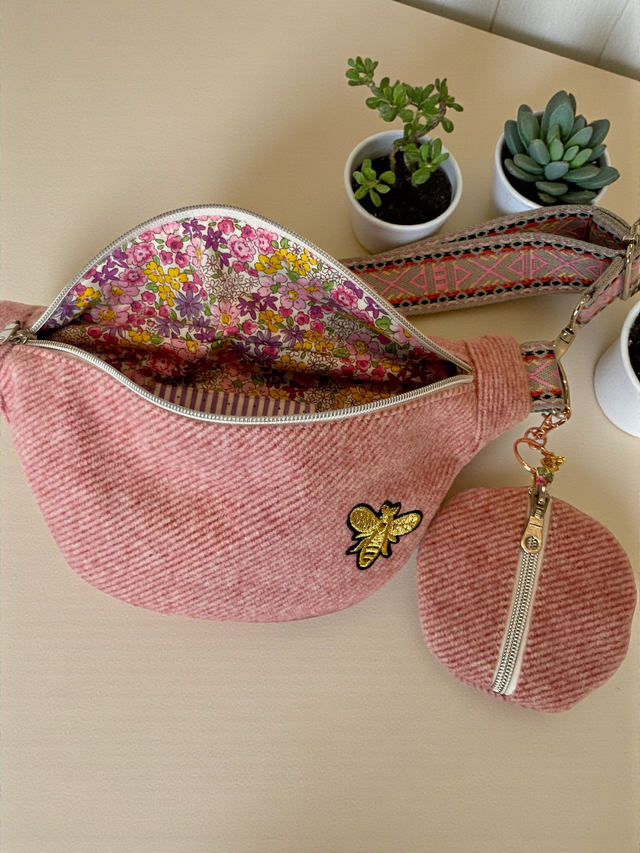 Banane Lainage Rose 1 + Porte Monnaie assorti