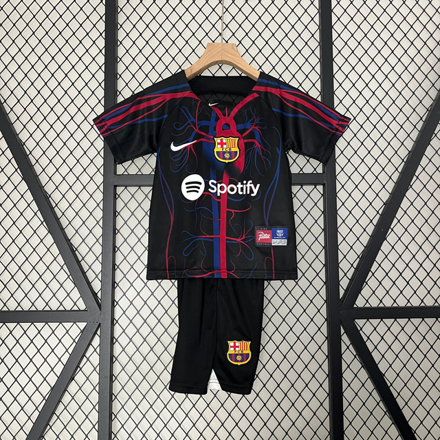Conjunto camiseta + pantalón NIÑOS Barcelona Edición Especial  24-25