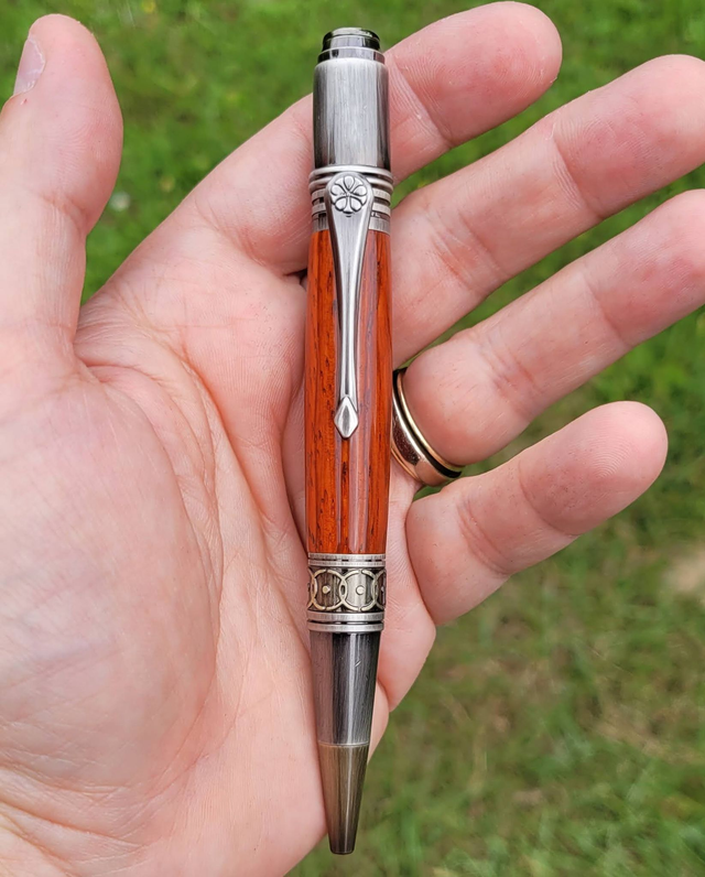 Stylo Olympus en padouk