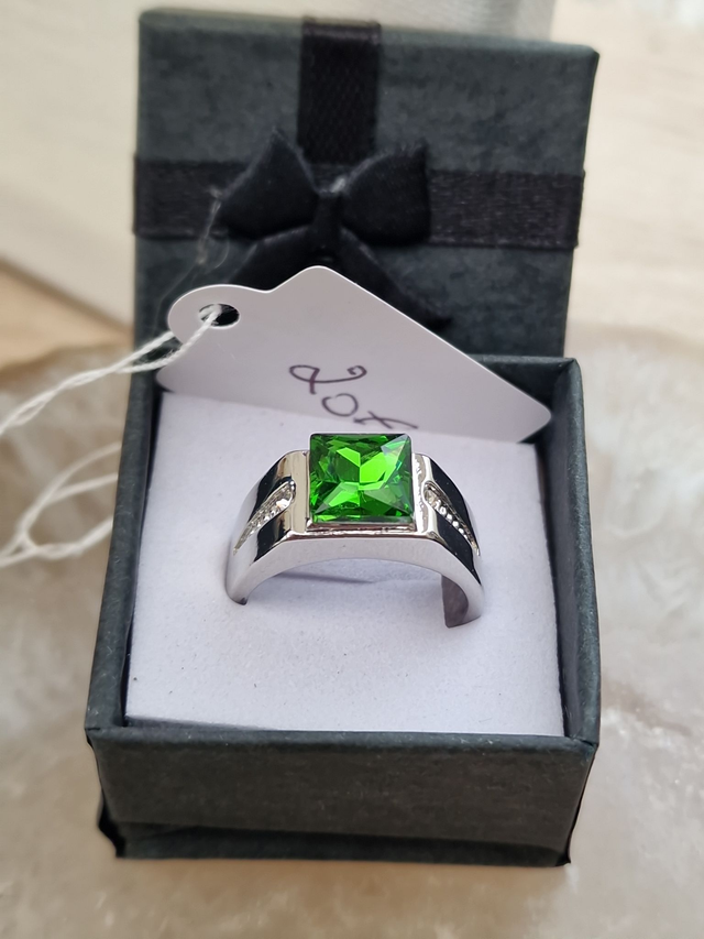 Bague Acier Cristal Vert Et Transparent