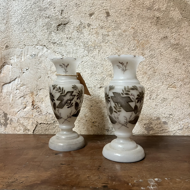Vases Église Opaline