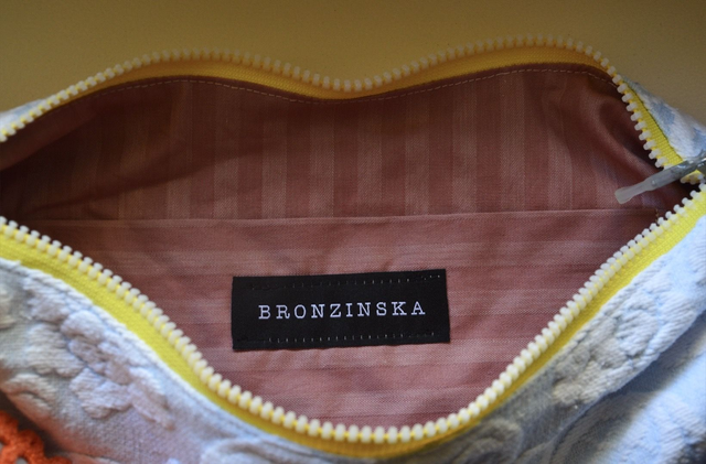 Doily pocket big banana bag