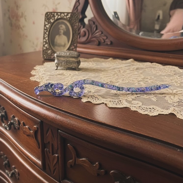 Chinese style hair pin