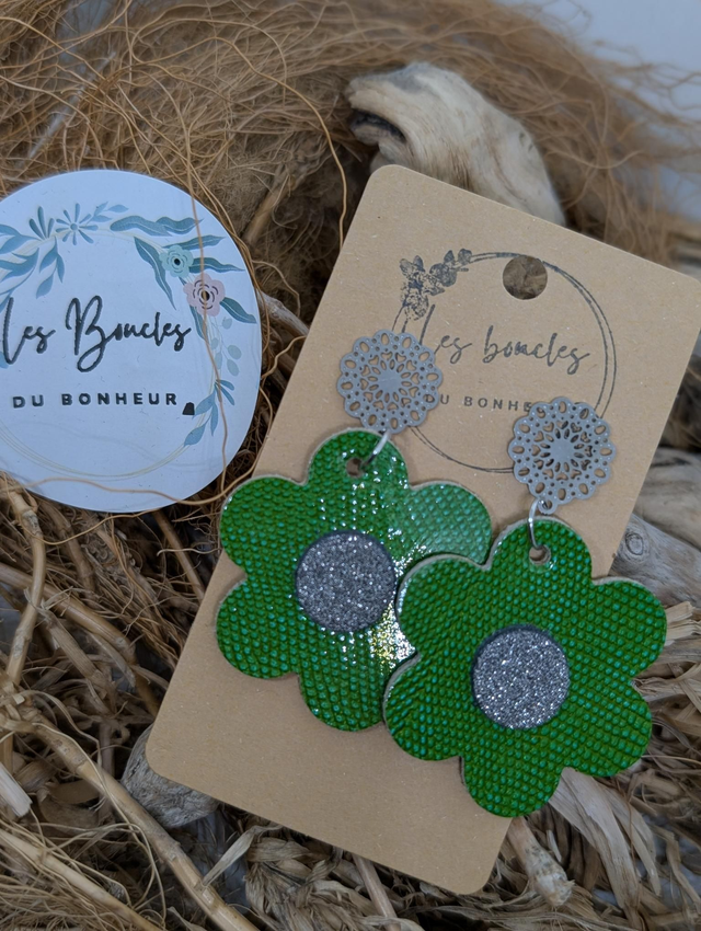 Boucles d&#039;oreilles fleur rétro m1122 vert vernis 