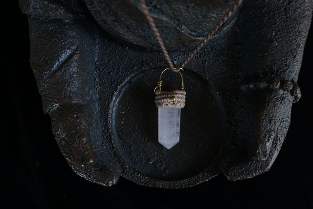 Rosenquarz Crystal Amulett für Selbstliebe