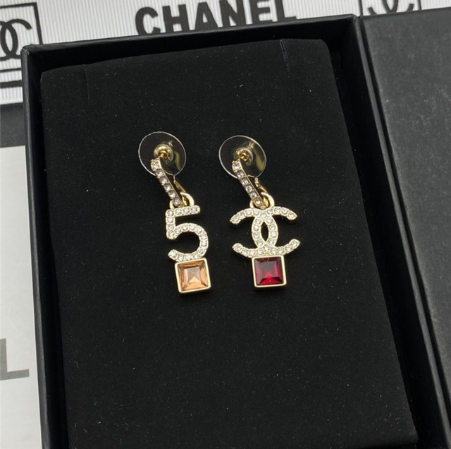 Boucles d'oreilles CH