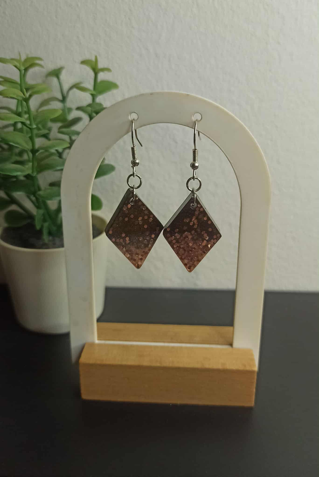 Boucle d&#039;oreille S (A08)