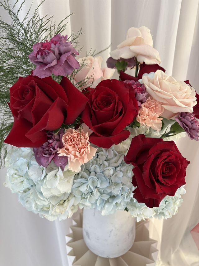 COUTURE BLOOMS . Luxury Valentine's Bouquet