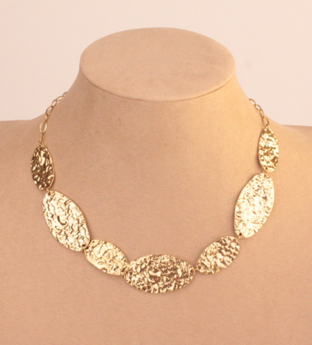 Collar acero chapa relieve oro