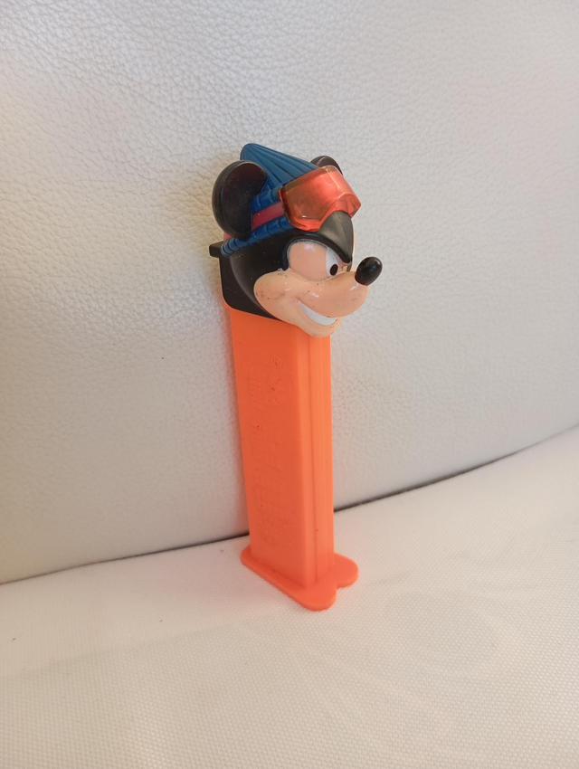 Distributeur PEZ Mickey bonnet