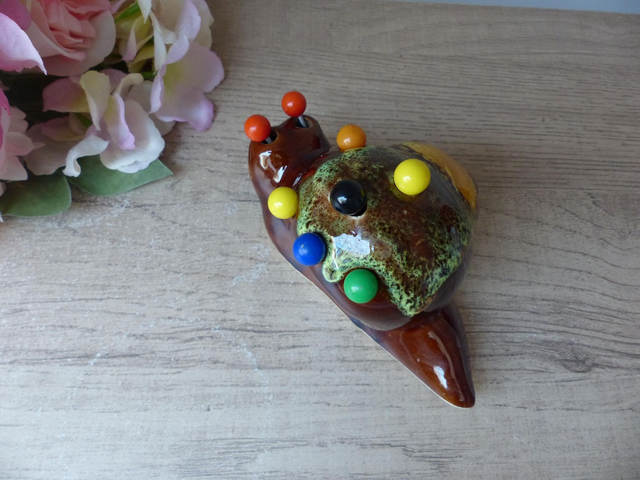 Ancien porte piques escargot pour cocktail, porte piques fourchettes à escargots, escargot décoration table France 1970, plat escargot