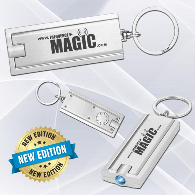 PORTE CLES LUMINEUX GRAVE