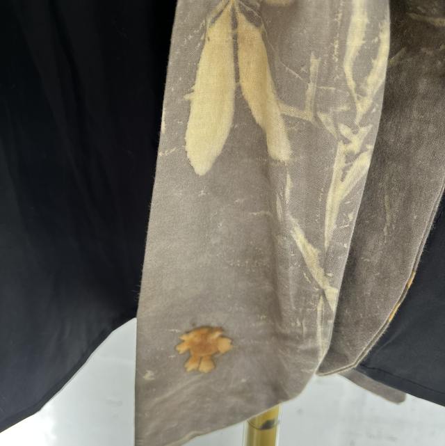 Chemise nouée dos noire