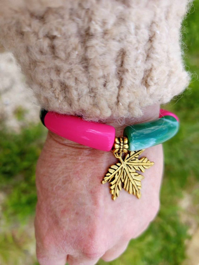 Bracelet perles tubes incurvées Mohana Haritima feuille d&#039;érable
