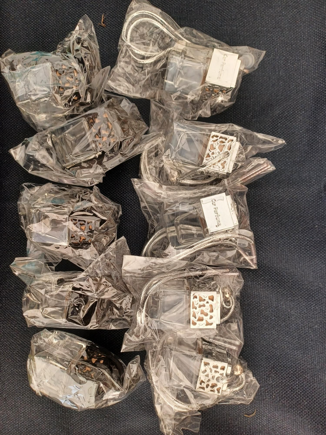 Pack of 10 of 8ml empty  Car Diffusers Glass Bottles