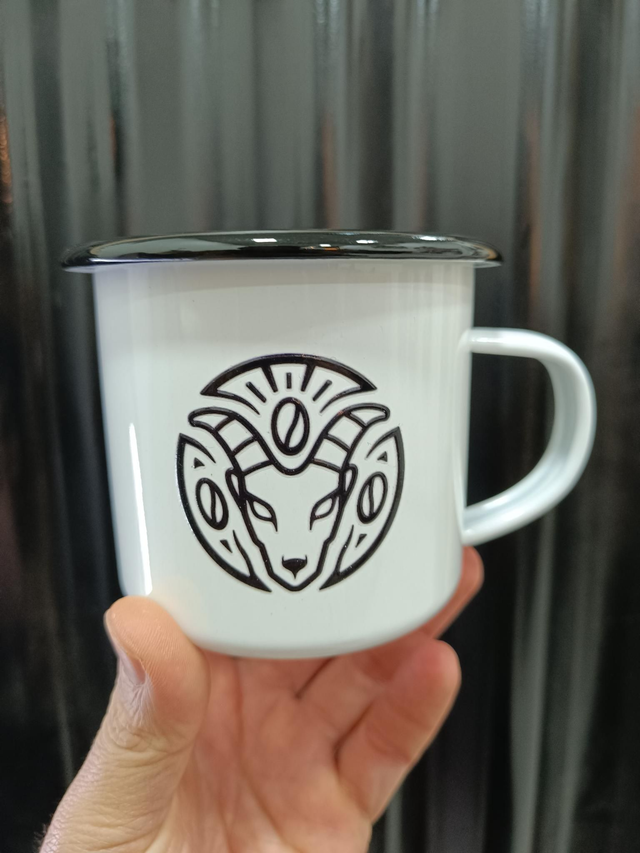 Taza enlozada