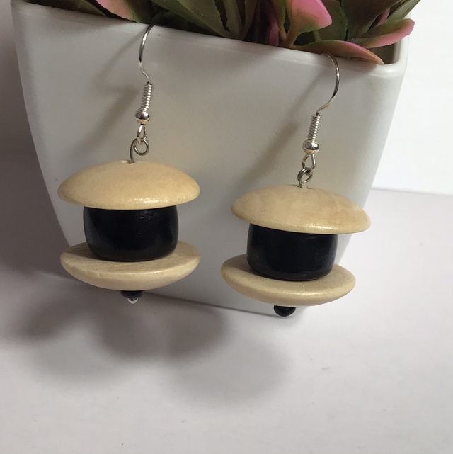 Brown Dangling Earrings- BDE126