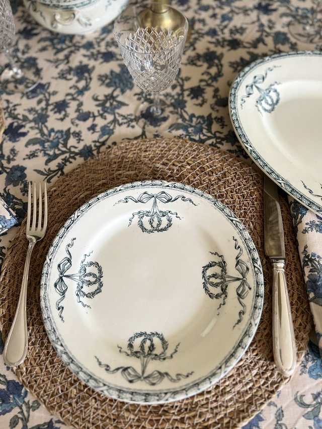 MONTHOLON - Suite de 6 assiettes plates manufacture des Salins - Terre de Fer