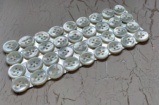Vintage Mother of Pearl Buttons