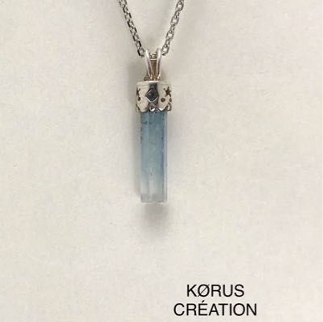 Pendentif Aigue-marine sertissage ajouré 