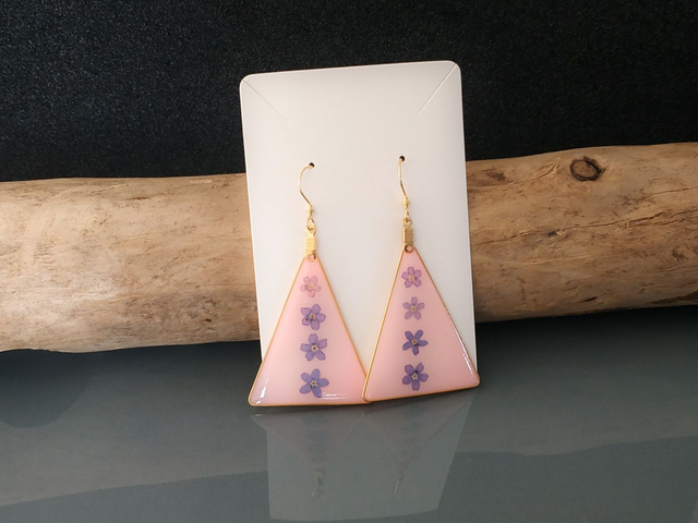 Boucles d'oreilles triangle fleurs de myosotis