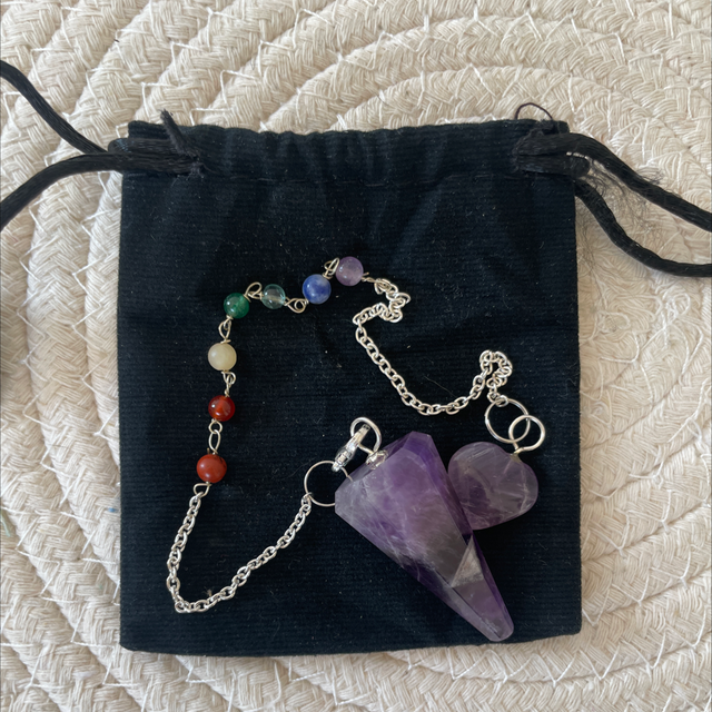 Pendule acier doré et améthyste 7 chakras
