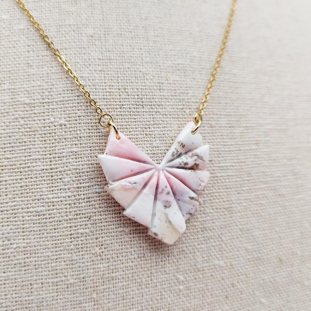 Pendentif "Ivie" Effet Marbre Blanc, Rose et Doré
