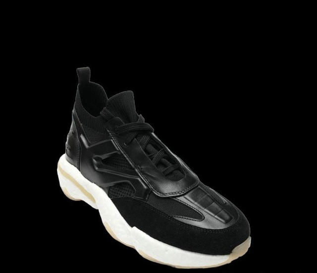 Men’s Black Leather and Fabric Sneaker