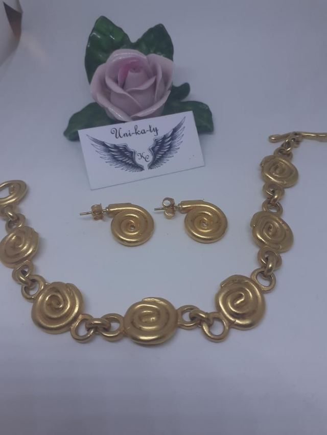 Armband und Ohrringe von Cyclope