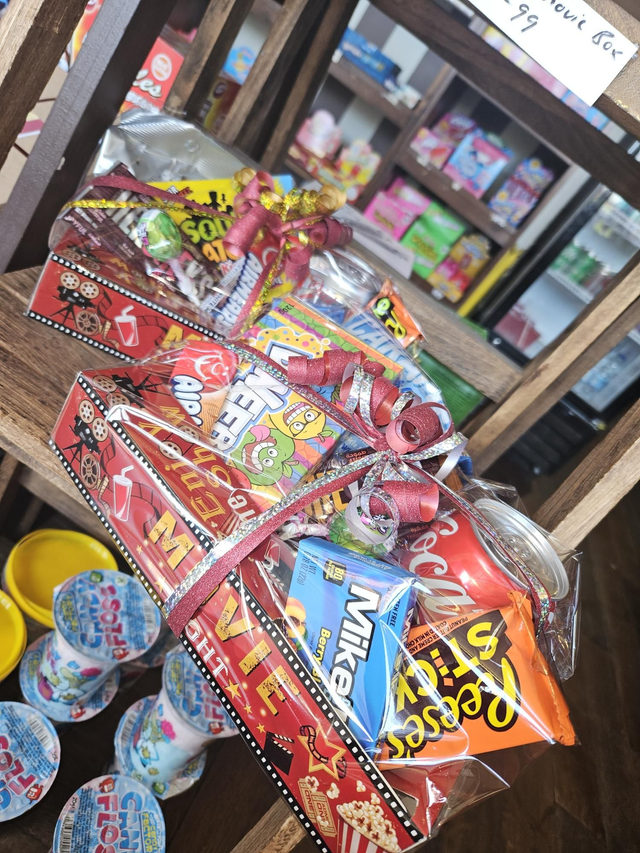 American Movie Night Box