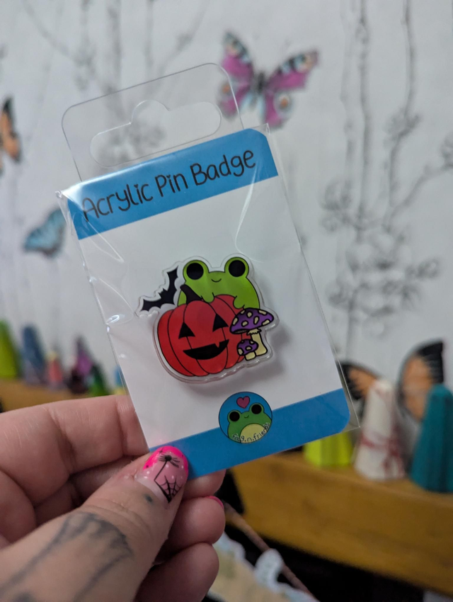 Pumpkin frog acrylic badge