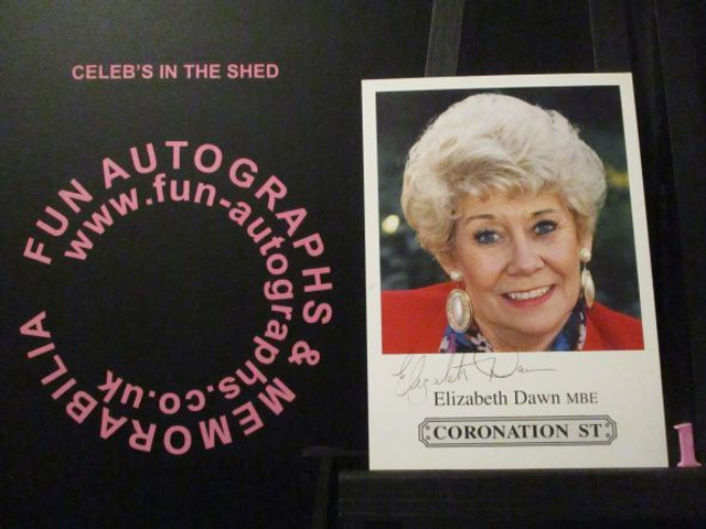 Eilzabeth Dawn M.B.E (Vera Duckworth) Original Coronation Street Pre-Print Cast Card (1)