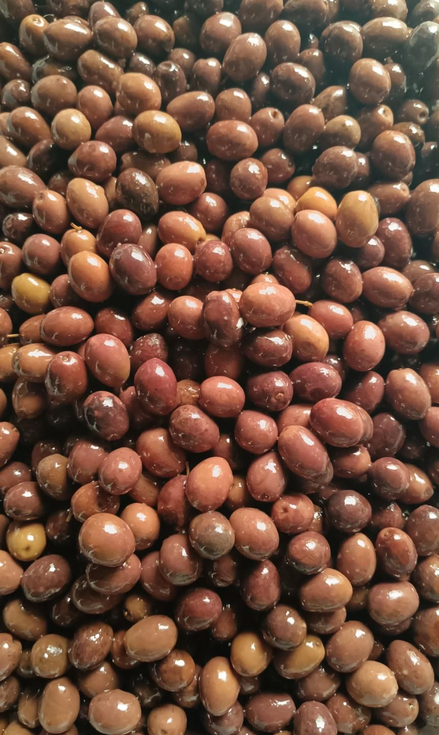 Olives Coquillos (prix au 100gr)