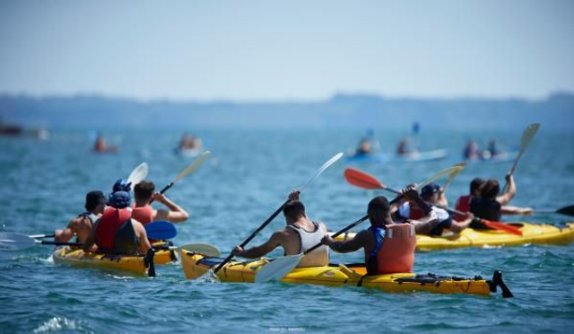 Carte cadeau location kayak biplace journée