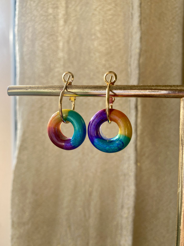 Créoles donuts - arc-en-ciel